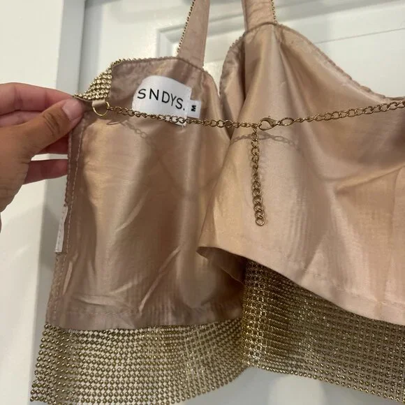 SNDYS AUDRINA TOP // GOLD - Picture 6 of 8